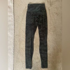High Waisted Lululemon Align Pants (Army Green)